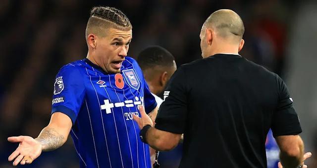 菲利普斯被 菲利普斯被